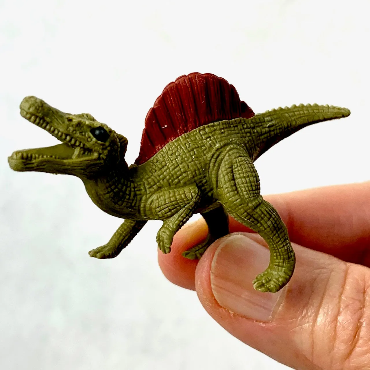 380071 IWAKO DINOSAUR ERASERS-30