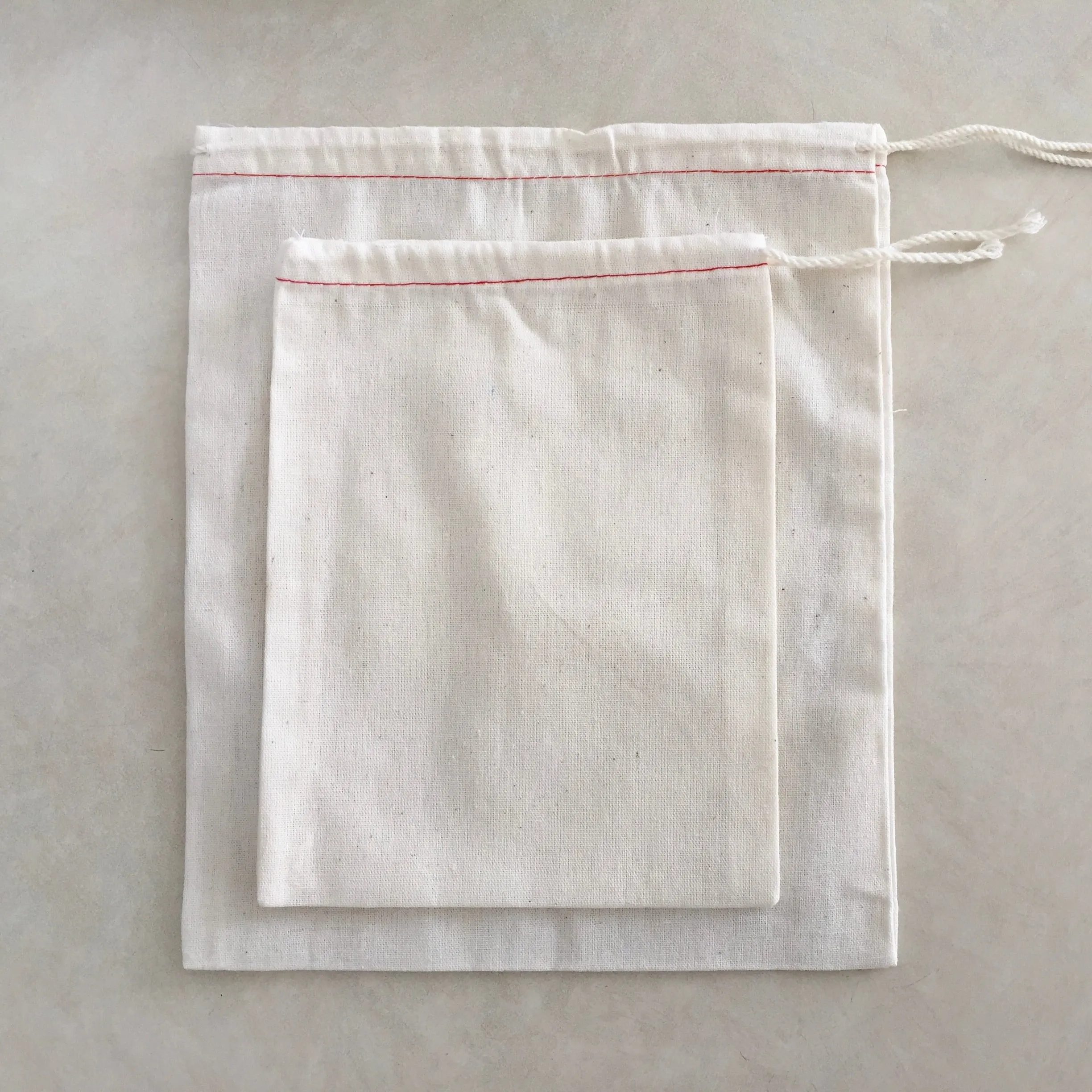 6 cotton drawstring bags