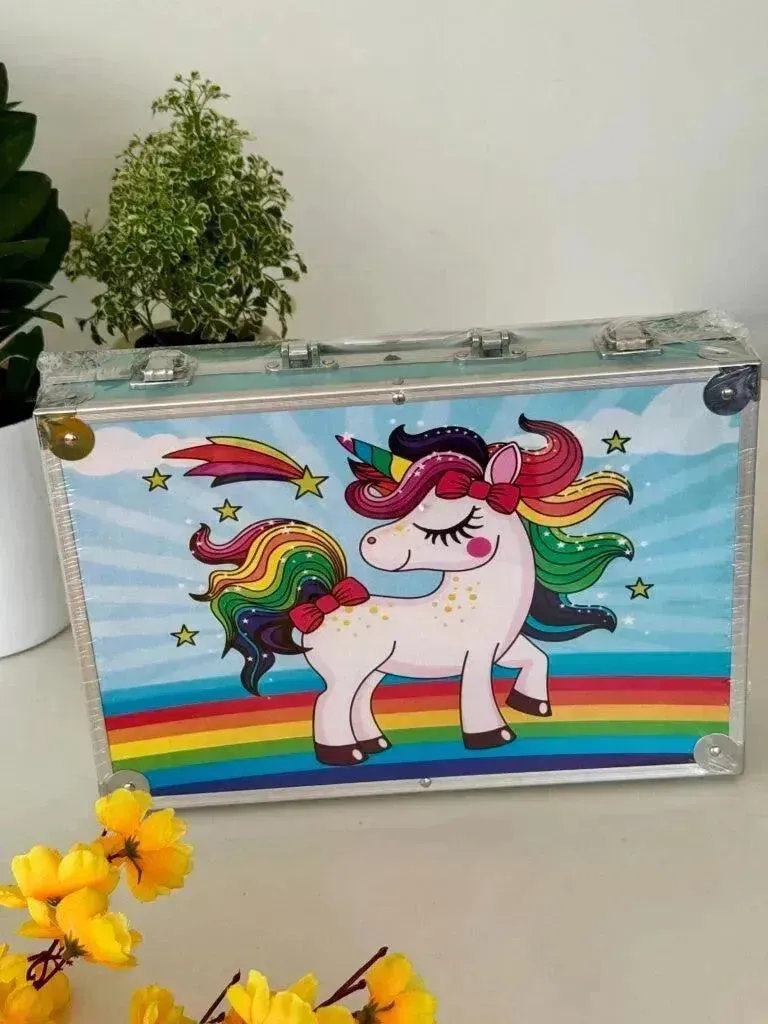 Character Themed Art Suitcase (145 pcs)