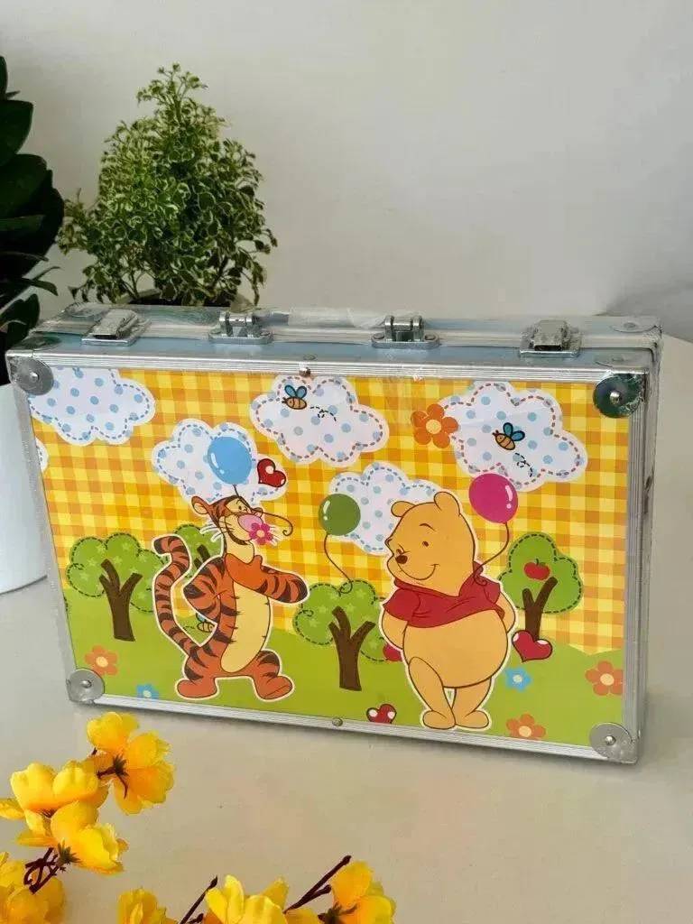 Character Themed Art Suitcase (145 pcs)