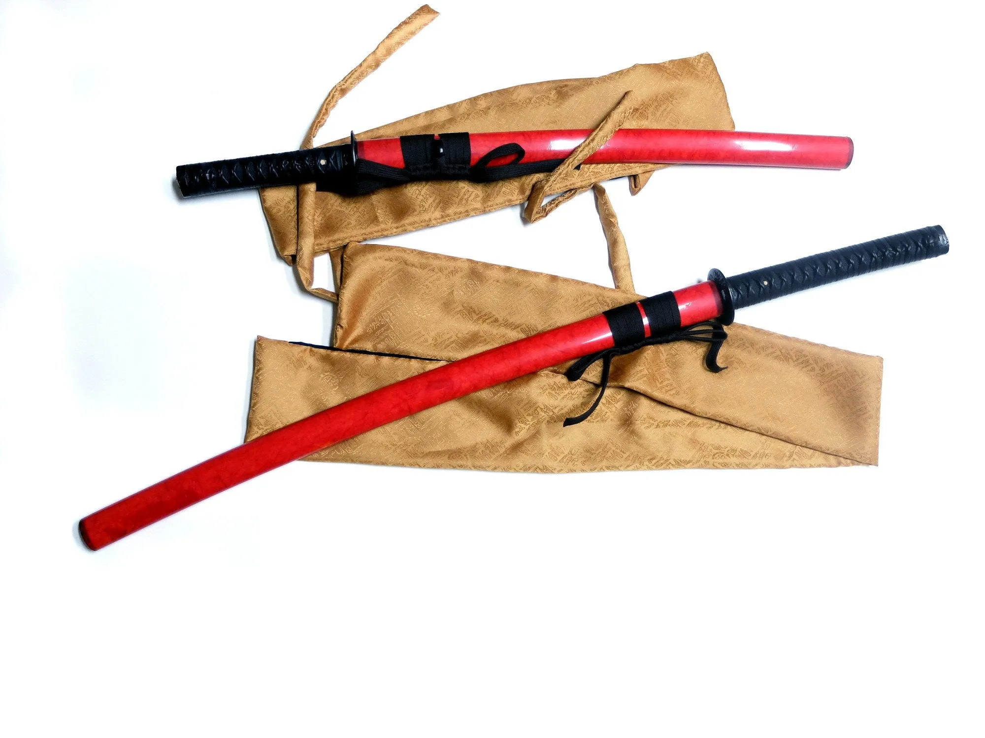 Daisho (katana and wakizashi pair) with red rice paper saya