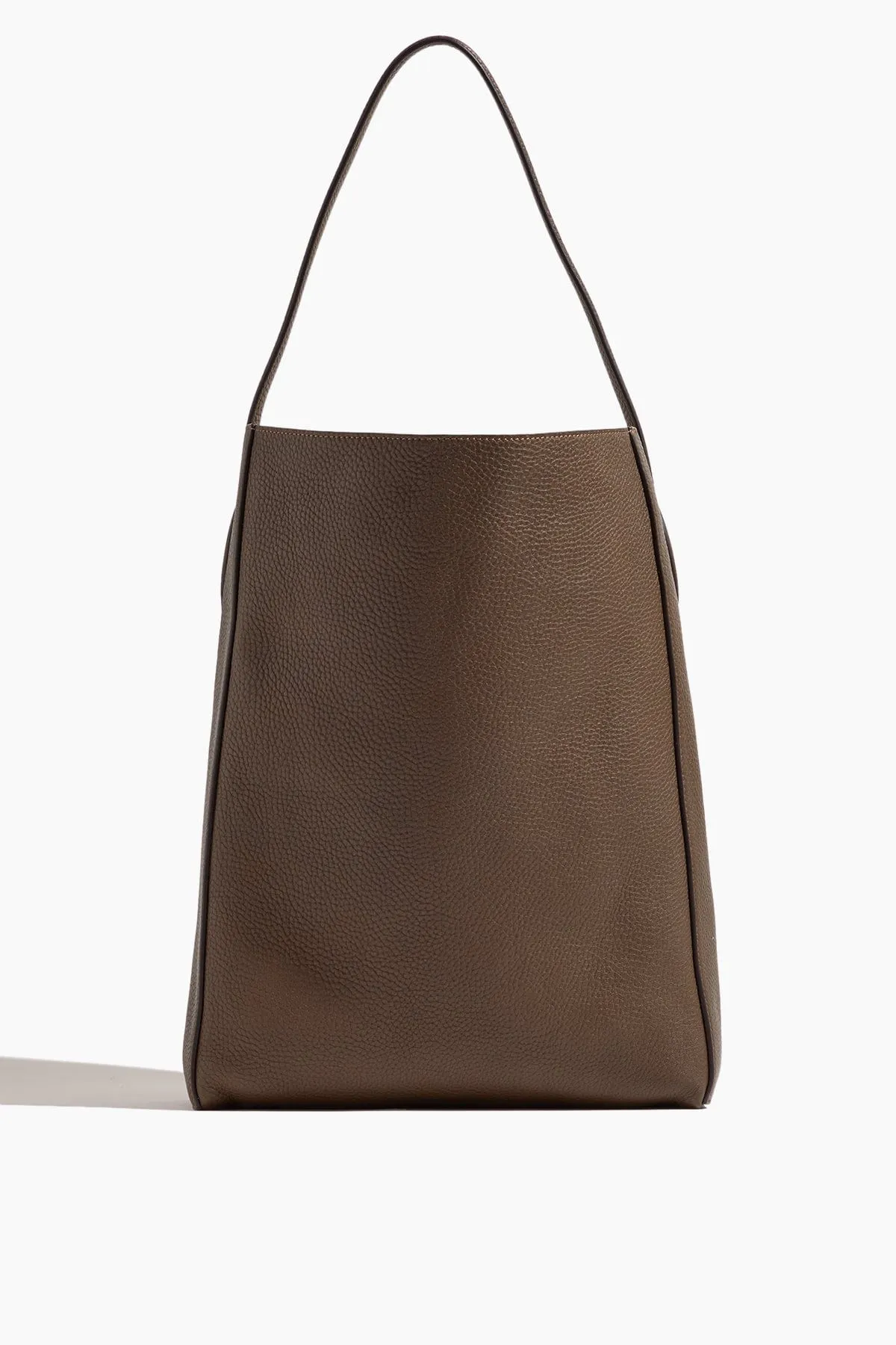 Frida Hobo Bag in Toffee