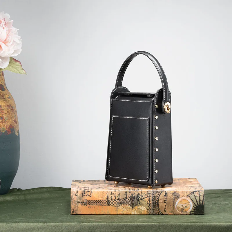 Intricately Hand-carved Vegetable-tanned Leather Bags Featuring Adorable Animal Motifs