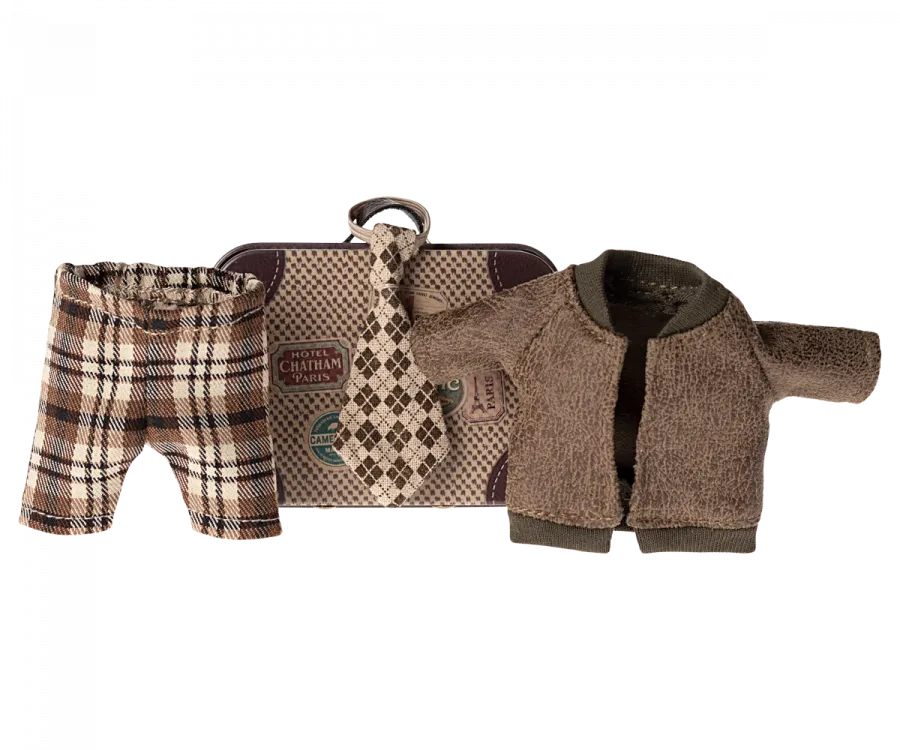 Jacket Pants & Tie in Suitcase Grandpa Mouse | Maileg