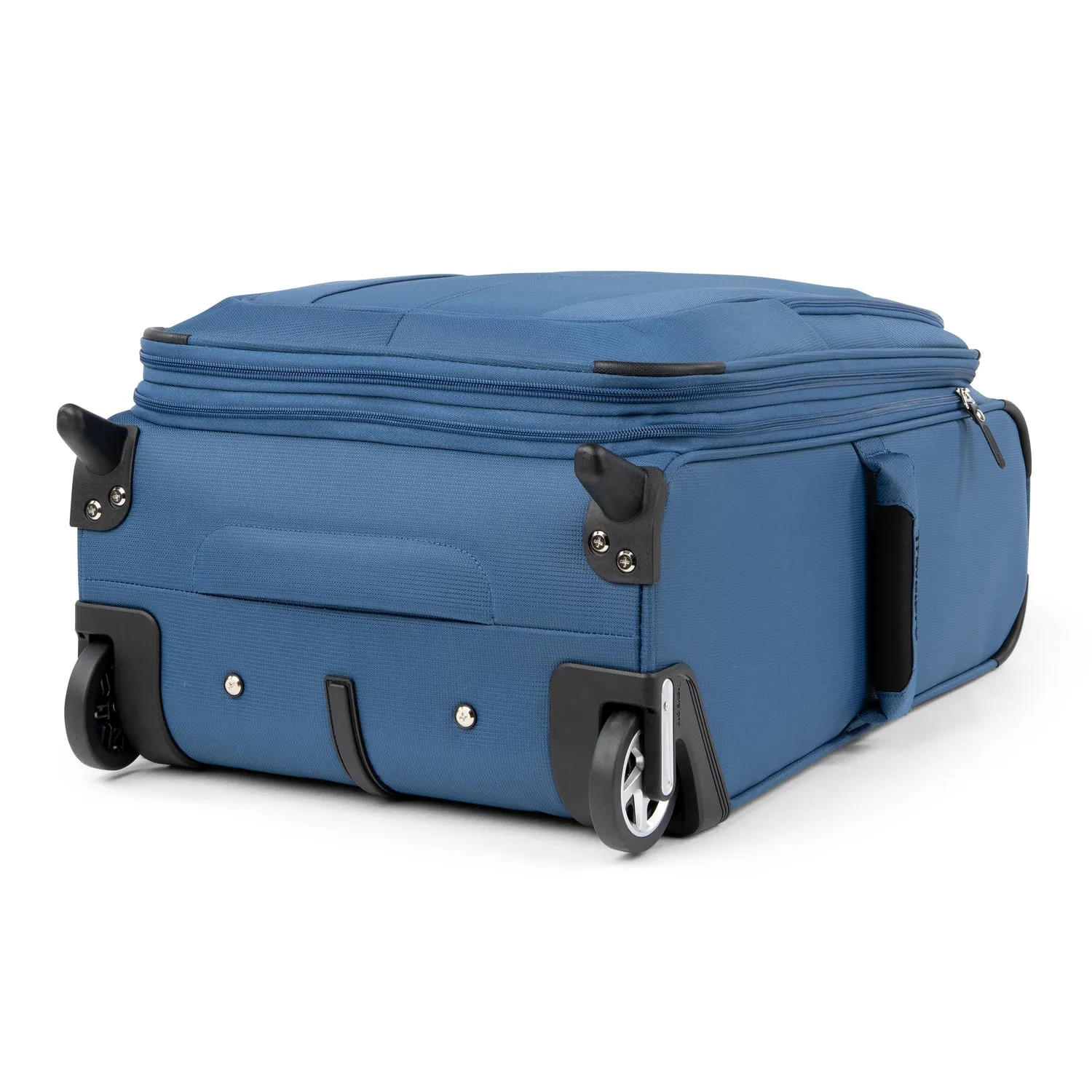 Maxlite® 5 22" Expandable Carry-On Rollaboard®