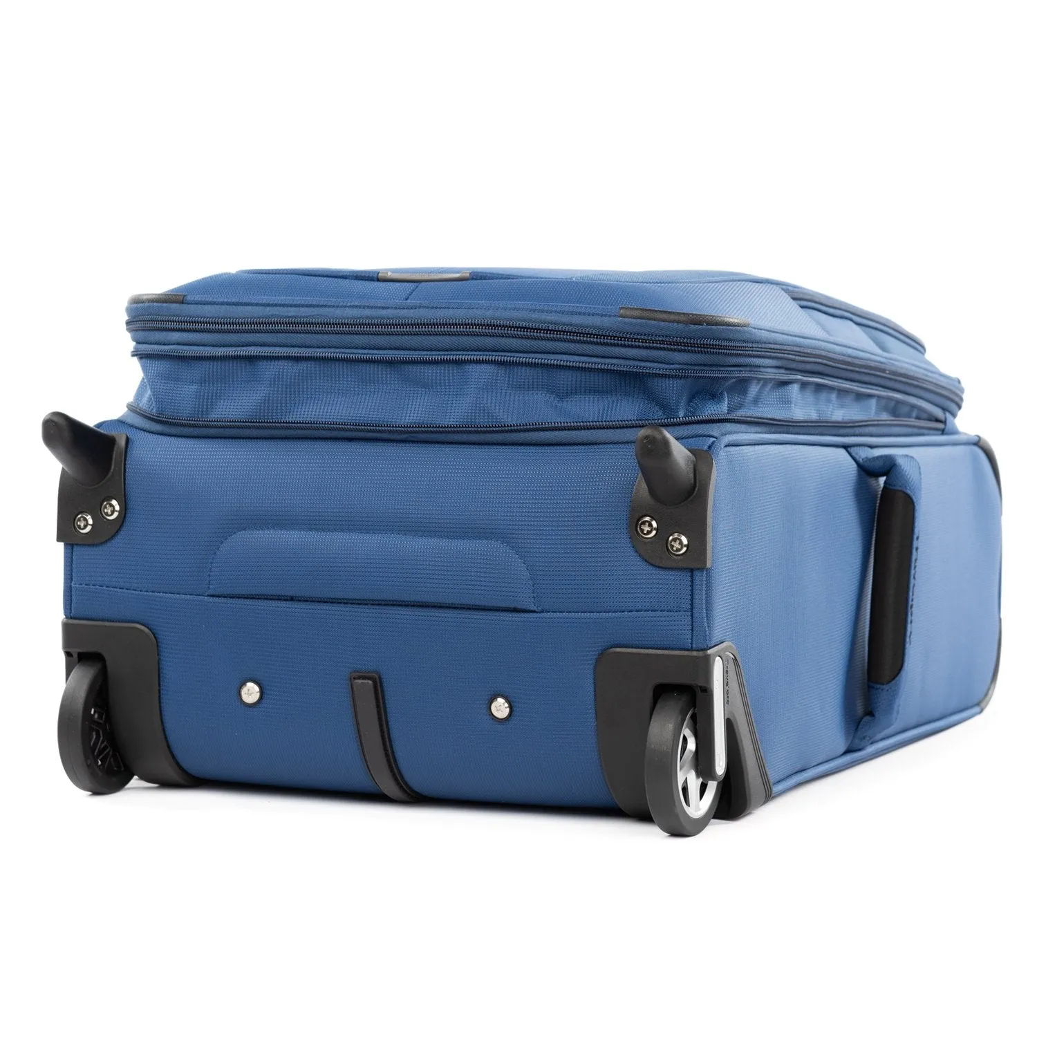 Maxlite® 5 22" Expandable Carry-On Rollaboard®