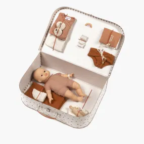 Minikane My Suitcase of Yesteryear - The Babies “Birth Kit” Cassonade