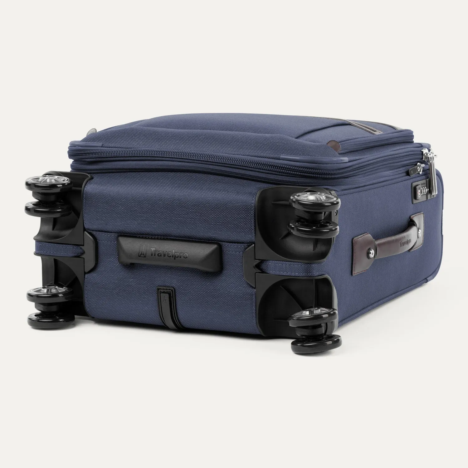 Platinum® Elite International Expandable Carry-On Spinner