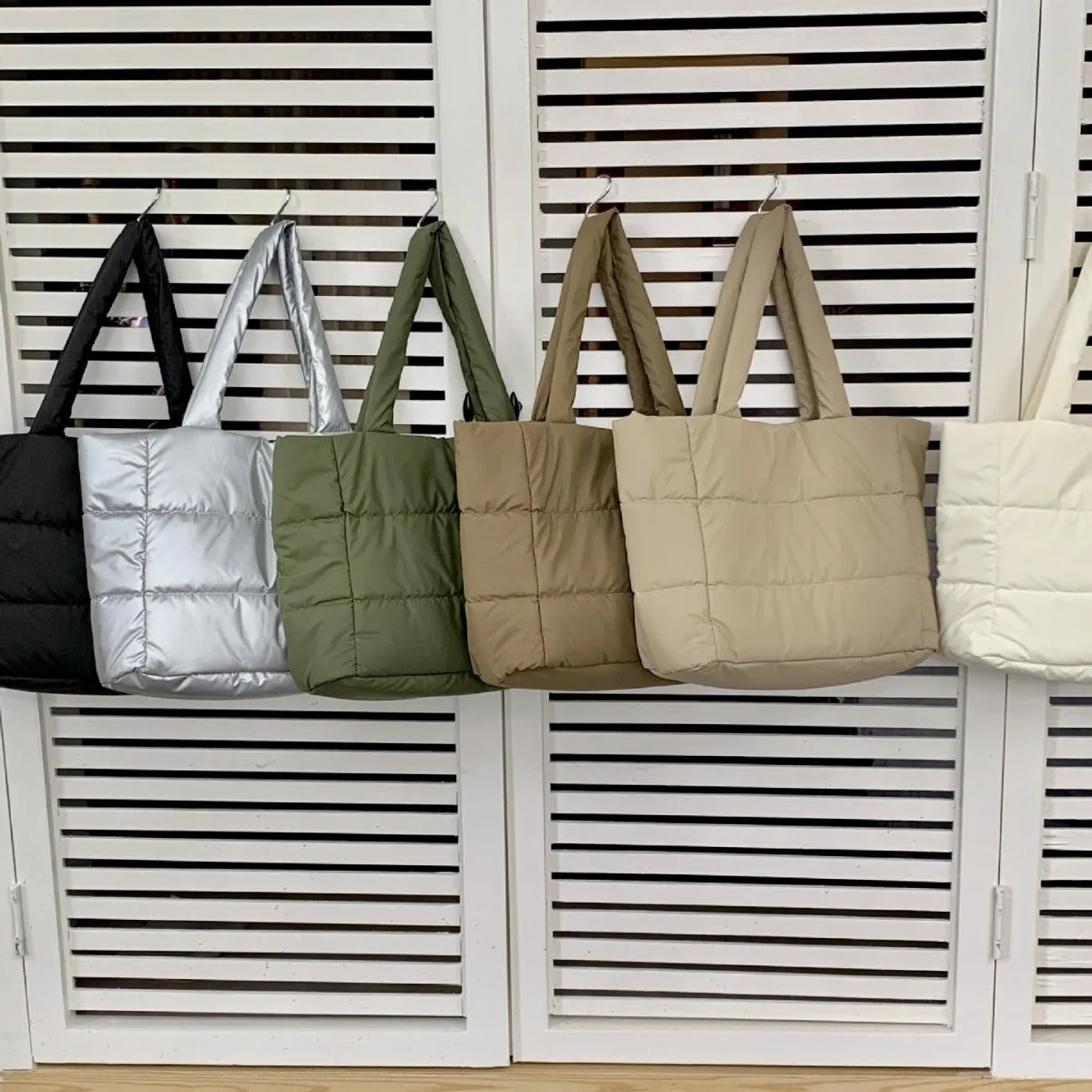 Portable shoulder bag Soft Cotton-filled Tote