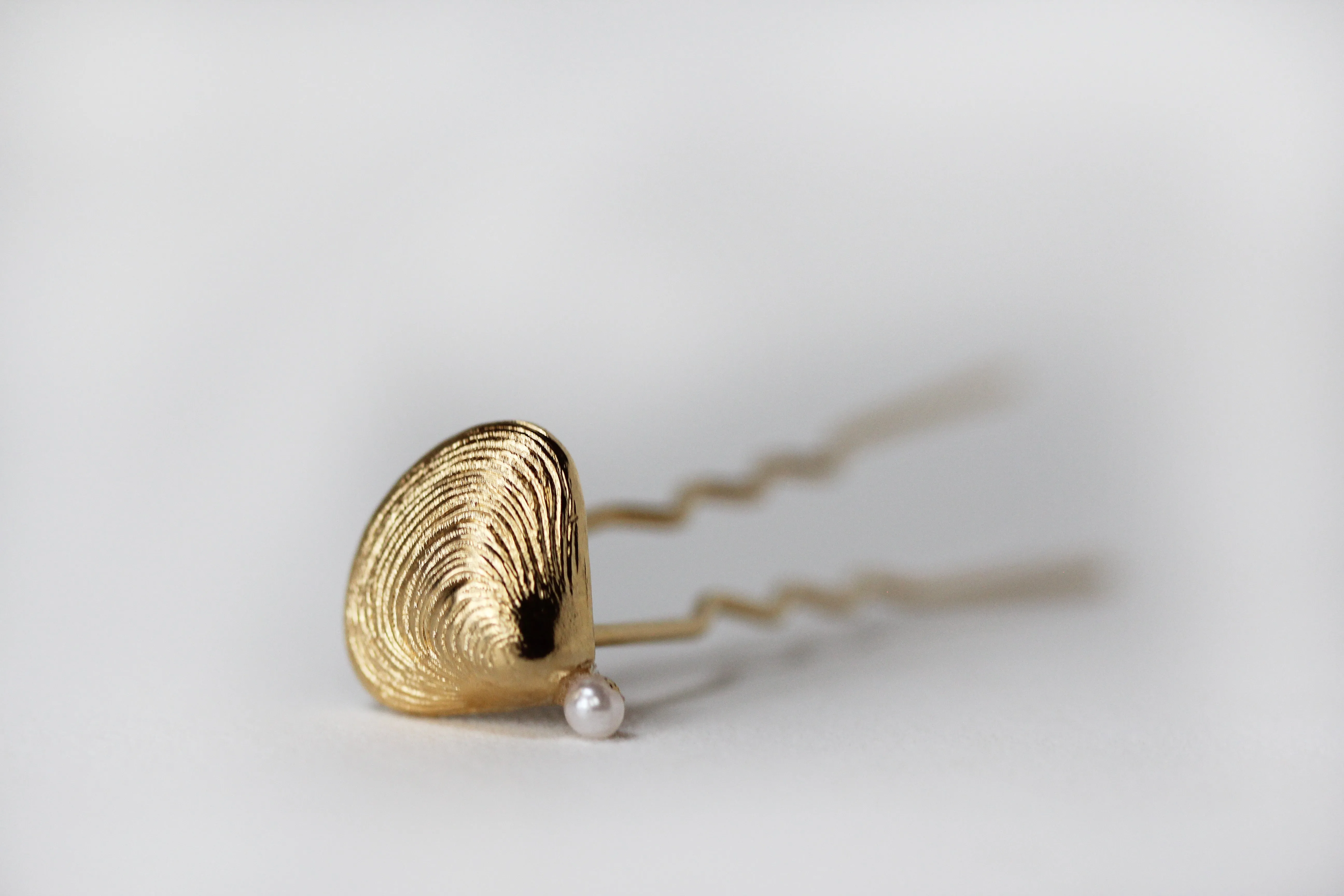 Preorder * Clam Seashell Little Hair Prong