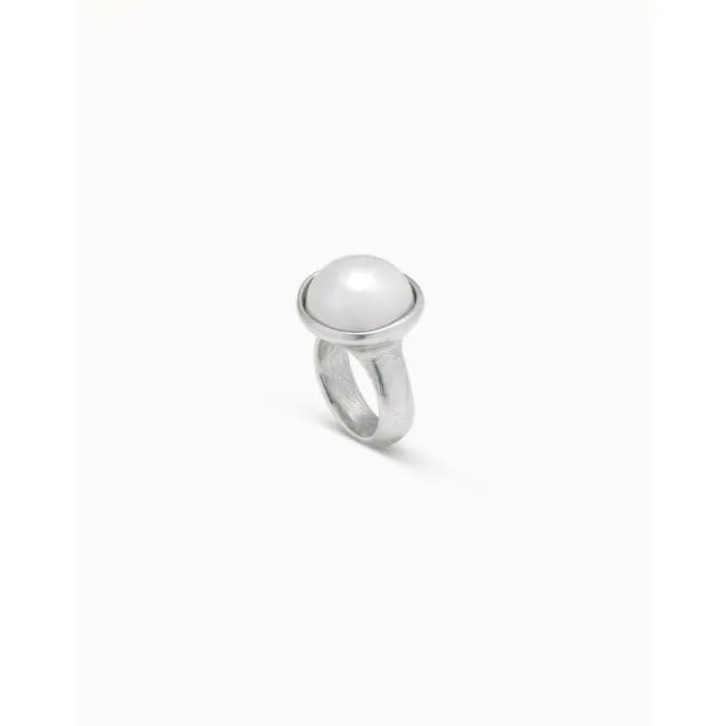 Superlative White Pearl Shell Ring