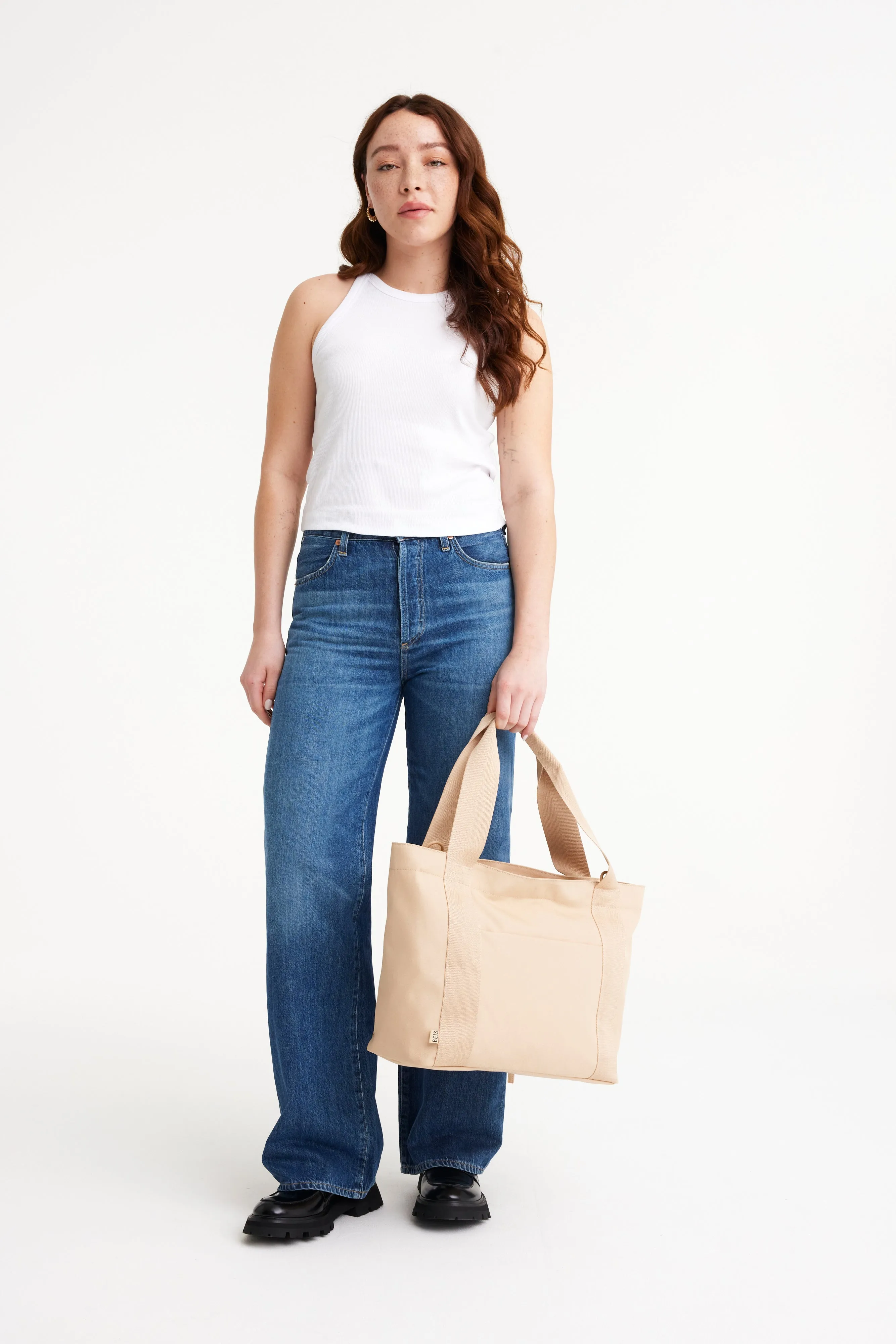 The BÉISics Tote in Beige