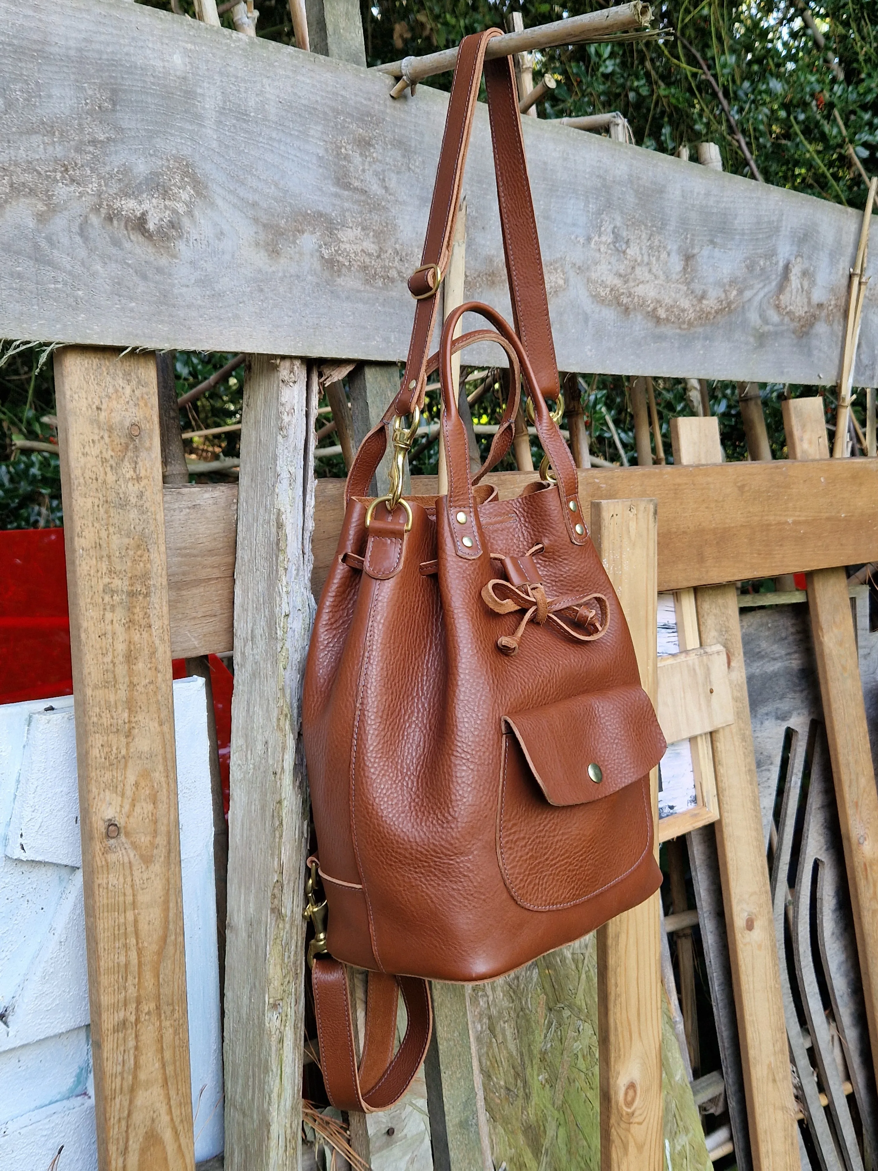 The Markwick drawstring bag in Cinder