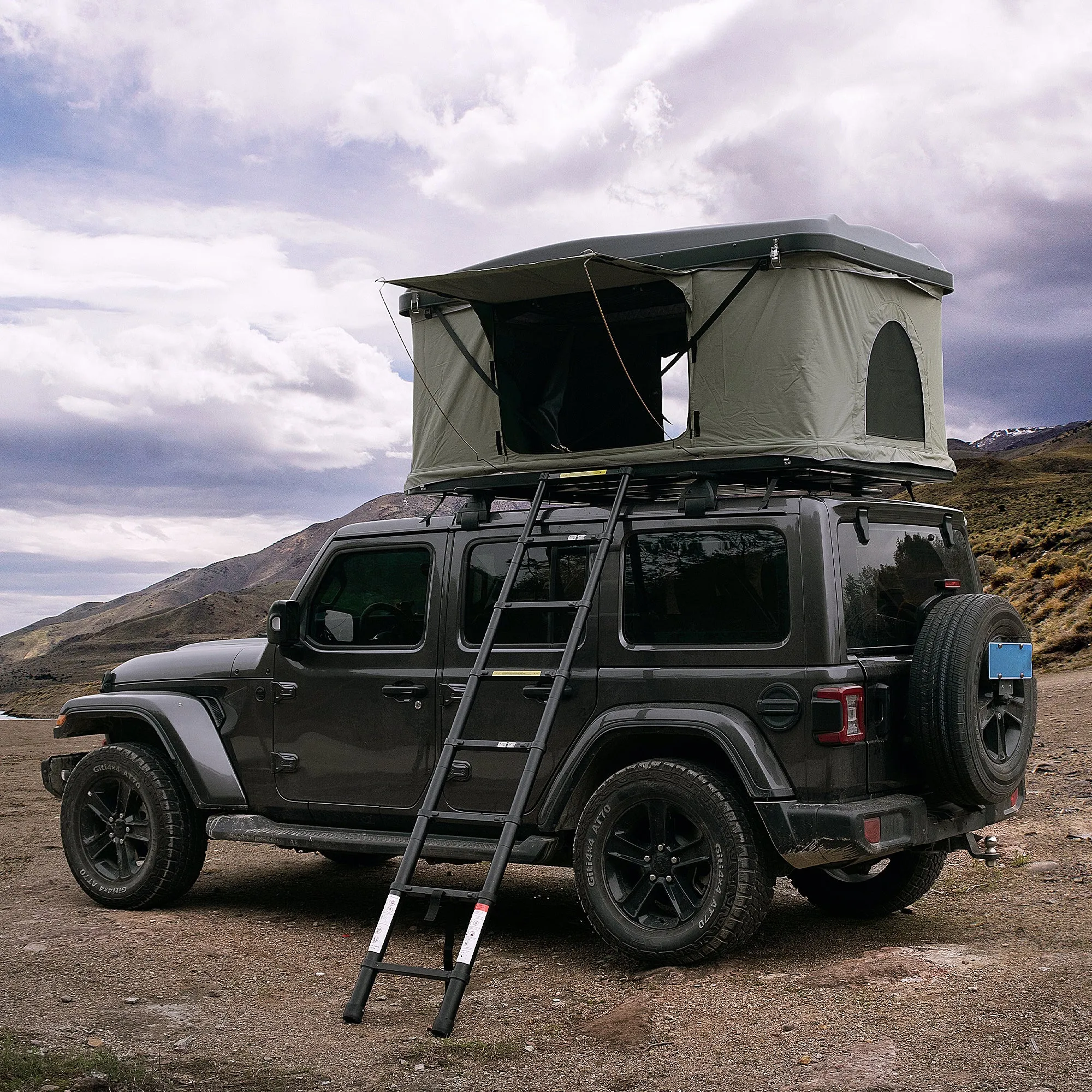 Trustmade Pop-Up Hard Shell Rooftop Tent