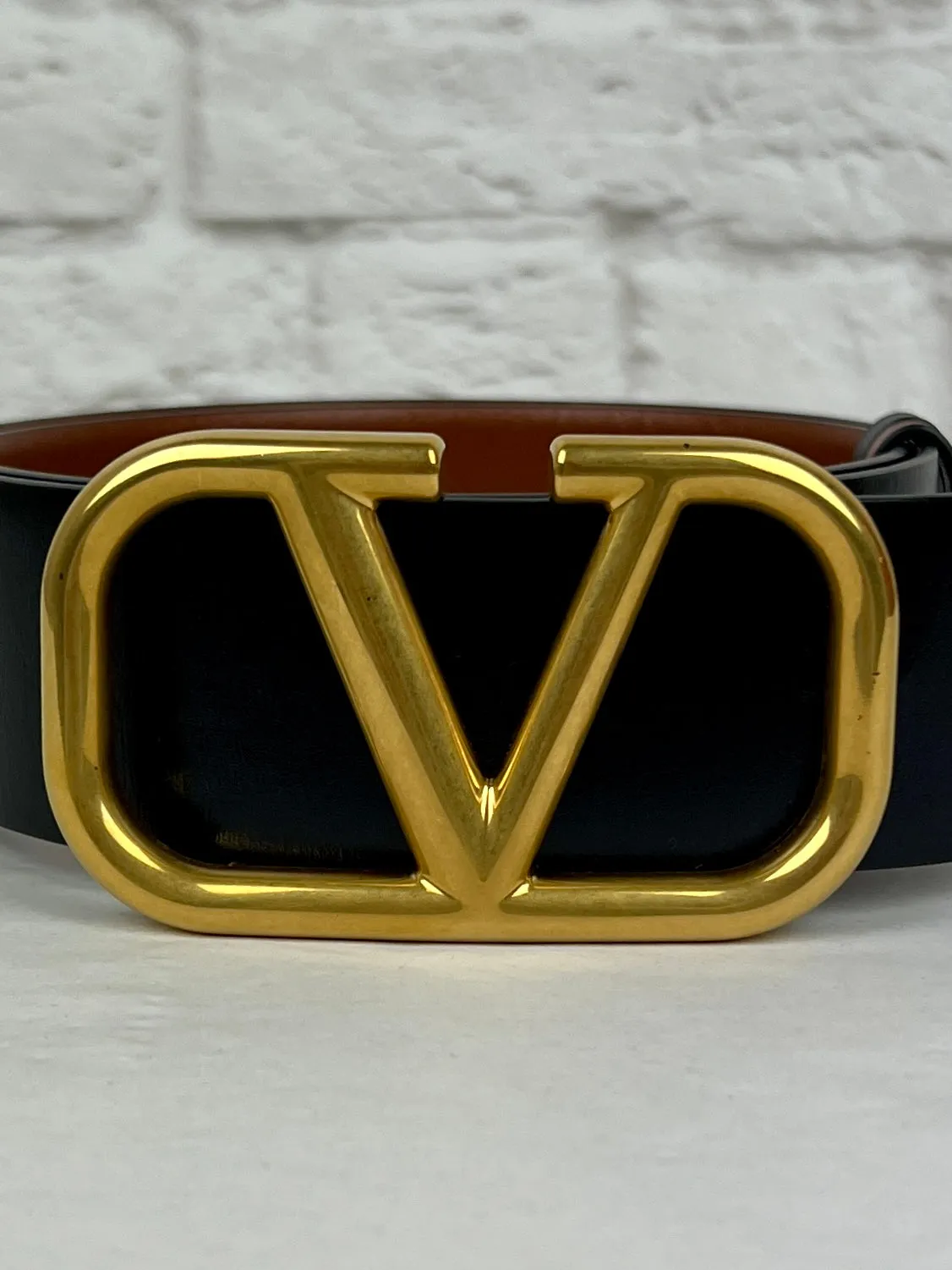 Valentino Reversible Belt, Size 70 (28 inches), Saddle Brown/Black