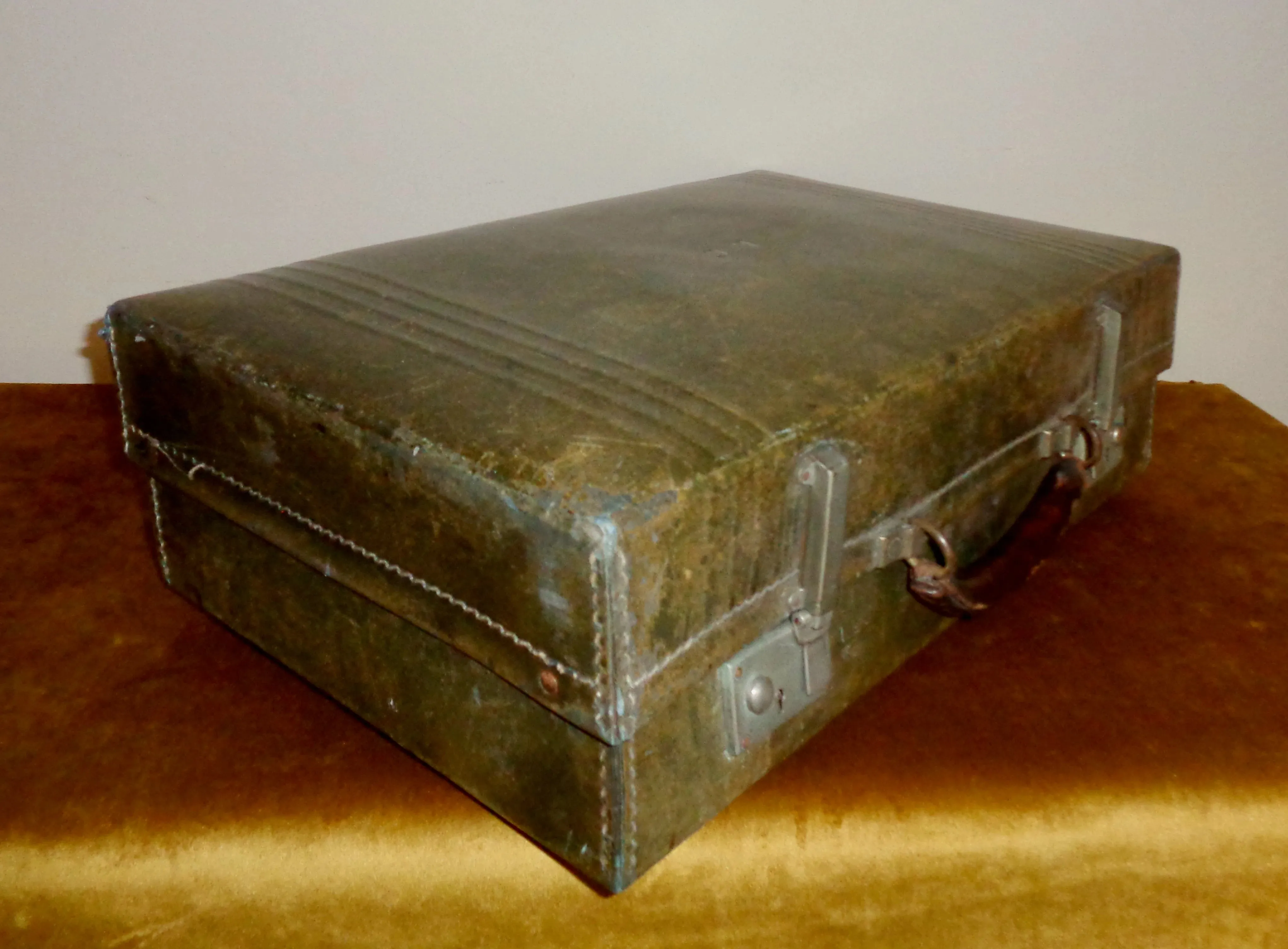 Vintage Revelex Small Revelation Leather And Metal Suitcase