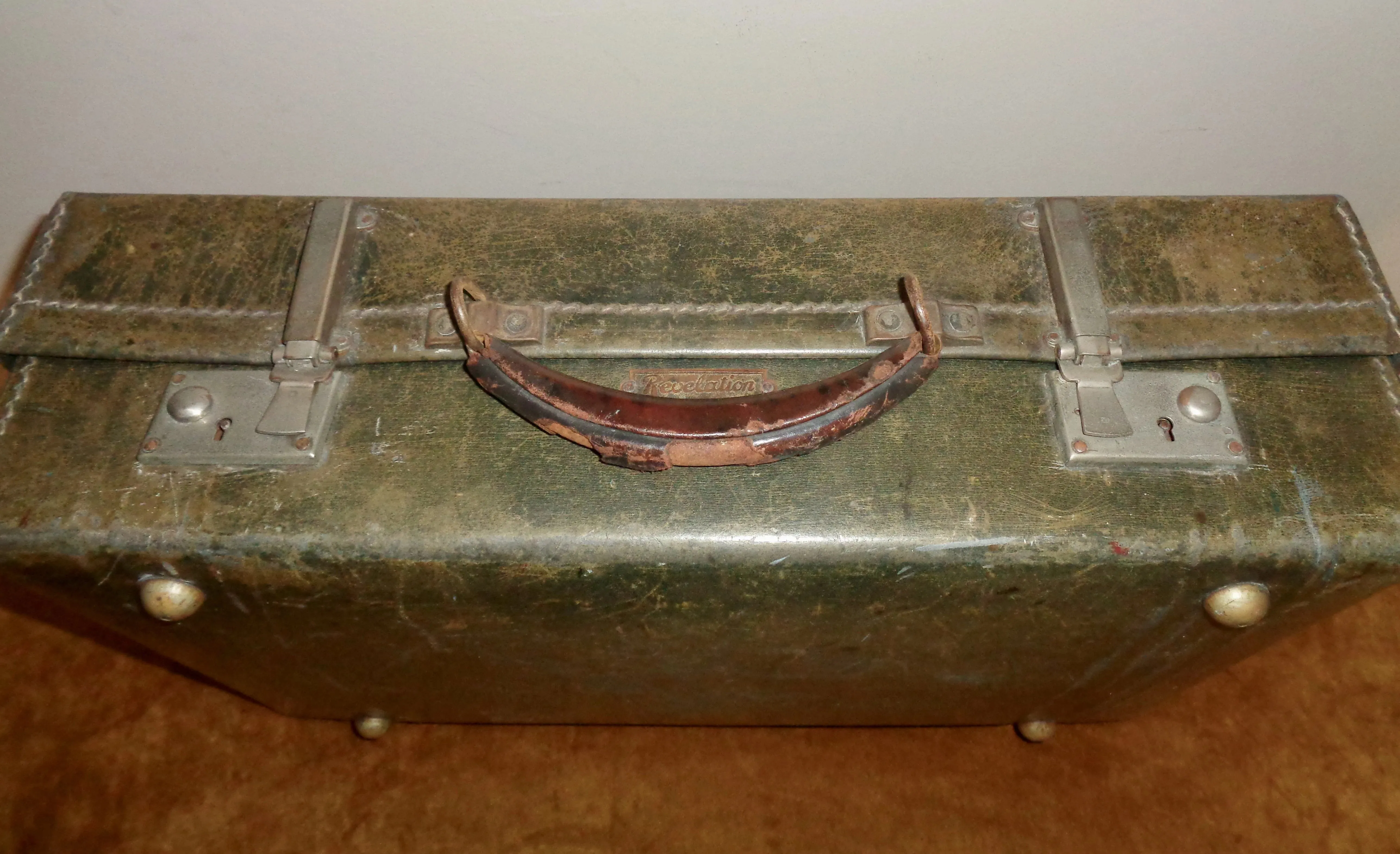 Vintage Revelex Small Revelation Leather And Metal Suitcase